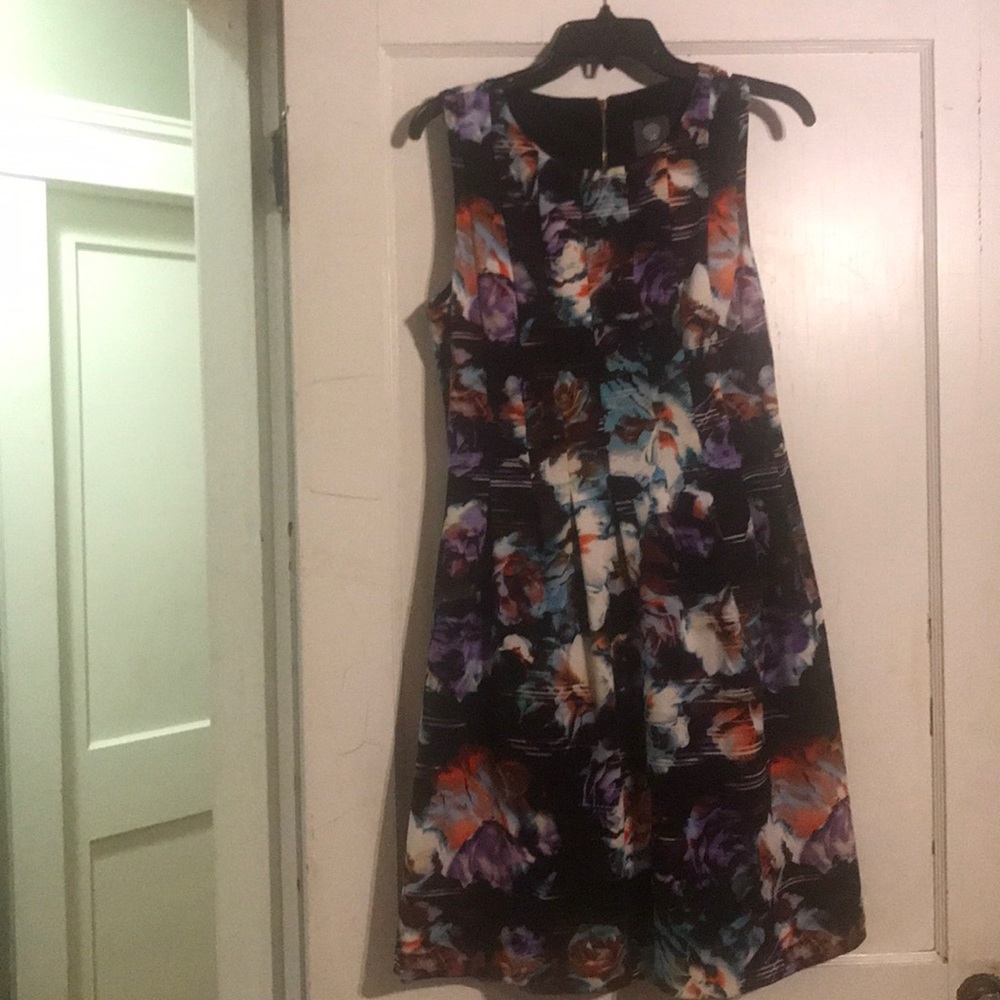 VINCE CAMUTO DRESS - Picture 1 of 1